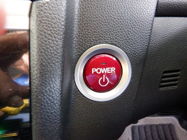 HONDA FIT HYBRID 2017 Image 22