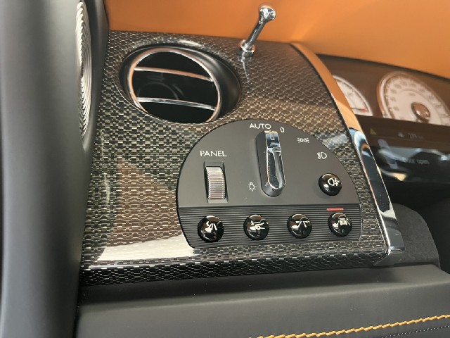 ROLLS ROYCE DAWN 2021 Image 33