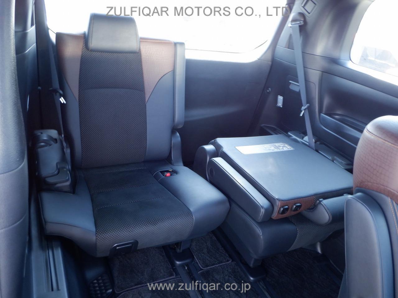 TOYOTA ALPHARD 2017 Image 19