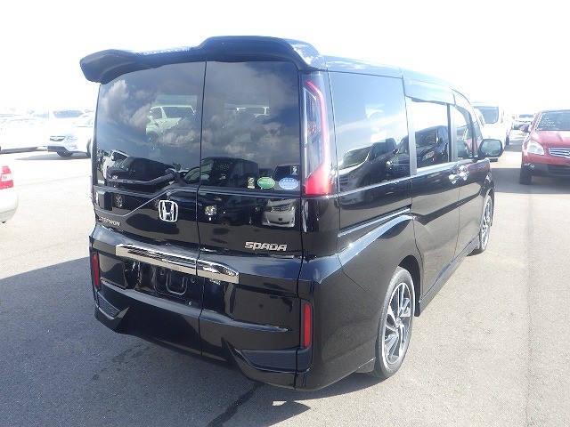 HONDA STEPWGN SPADA 2017 Image 19