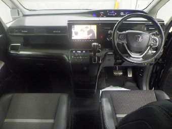 HONDA STEPWGN SPADA 2017 Image 3