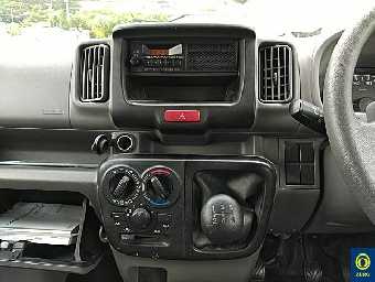 MAZDA SCRUM VAN 2017 Image 6