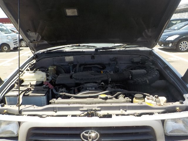 TOYOTA HILUX SPORTS PICK UP 1999 Image 27