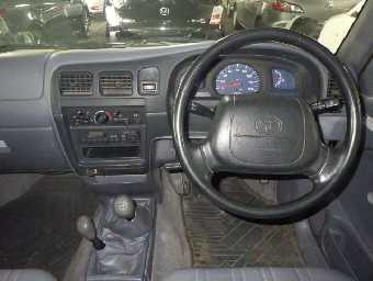 TOYOTA HILUX SPORTS PICK UP 1999 Image 6