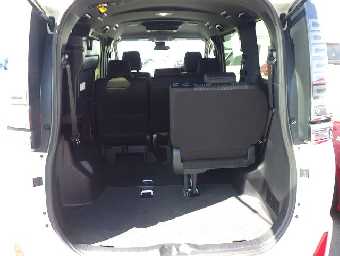 TOYOTA VOXY 2018 Image 23