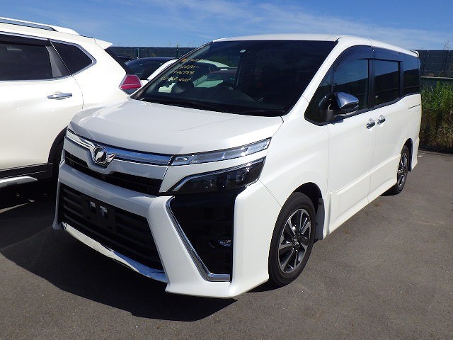TOYOTA VOXY 2018 Image 31