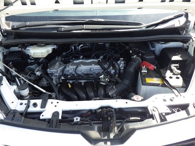 TOYOTA VOXY 2018 Image 35