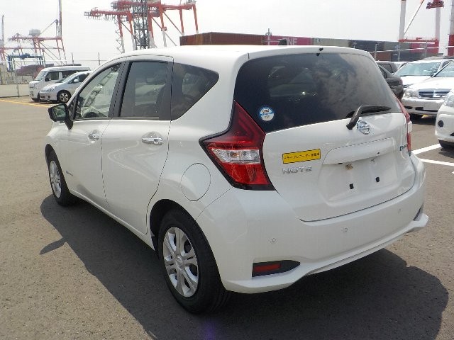 NISSAN NOTE 2018 Image 20
