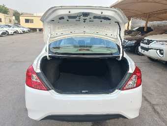 NISSAN SUNNY 2019 Image 10