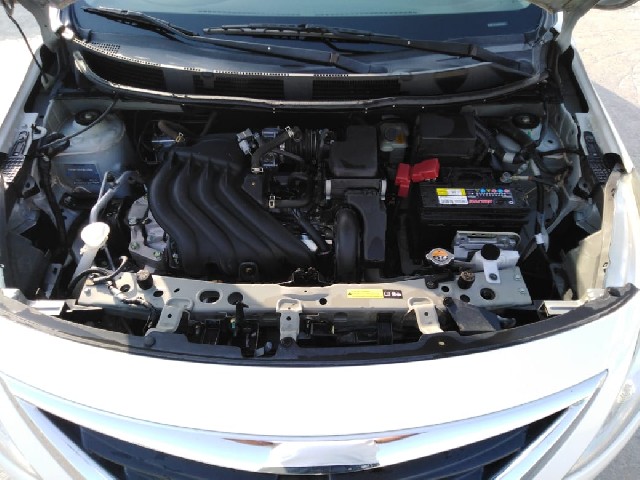 NISSAN SUNNY 2019 Image 23