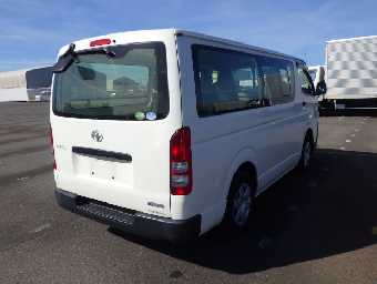 TOYOTA HIACE 2017 Image 12