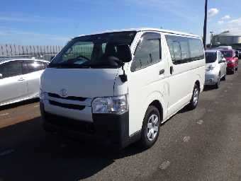 TOYOTA HIACE 2017 Image 9