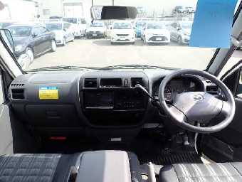 MAZDA BONGO 2017 Image 5