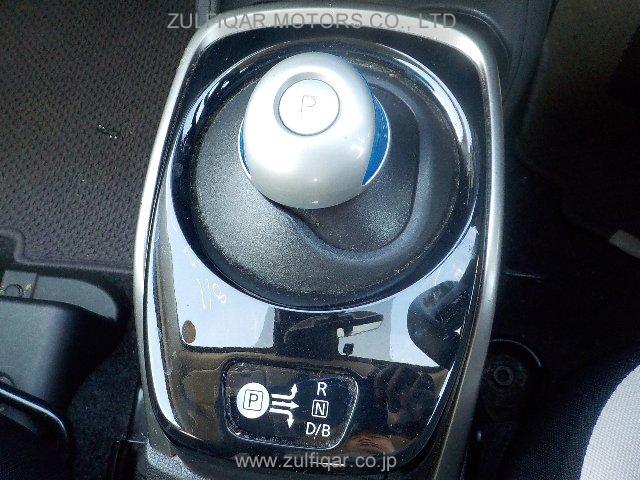 NISSAN NOTE 2018 Image 6