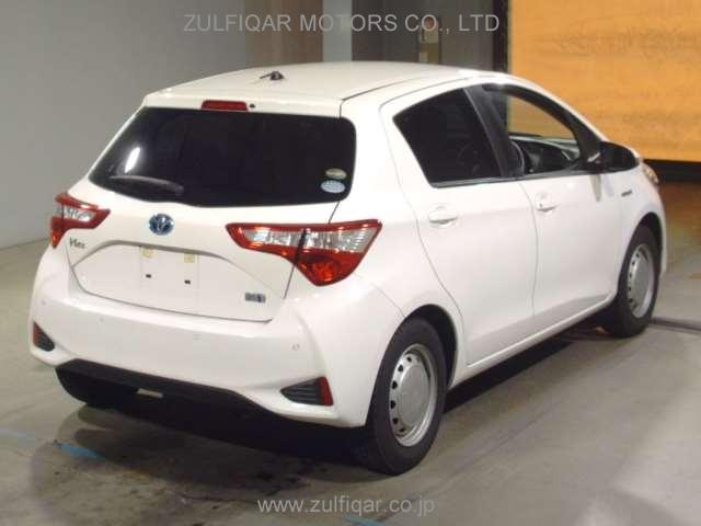 TOYOTA VITZ 2019 Image 2