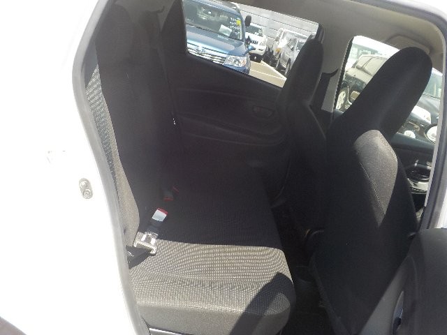 TOYOTA VITZ 2019 Image 19