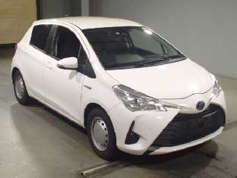 TOYOTA VITZ 2019 Image 3