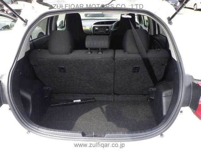 TOYOTA VITZ 2019 Image 7