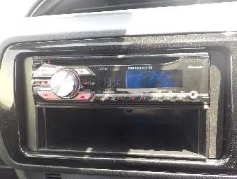 TOYOTA VITZ 2019 Image 9