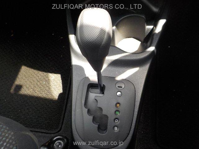 TOYOTA VITZ 2019 Image 10