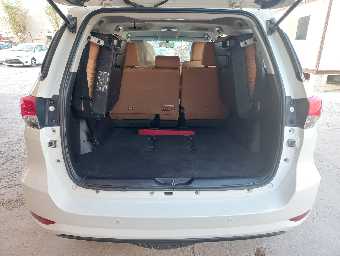 TOYOTA FORTUNER 2018 Image 10