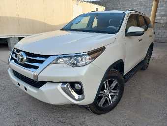 TOYOTA FORTUNER 2019 Image 1