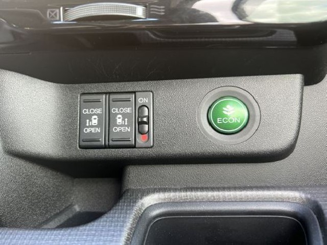 HONDA STEPWGN SPADA 2017 Image 32