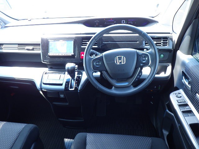 HONDA STEPWGN SPADA 2017 Image 44