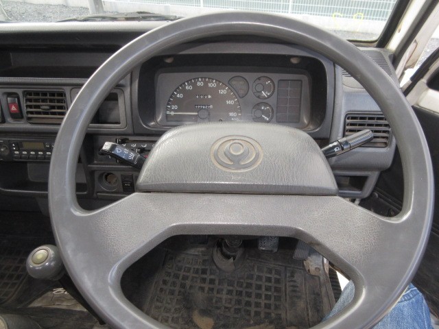 MAZDA BONGO TRUCK 1997 Image 19