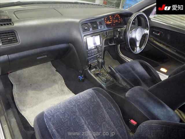 TOYOTA CRESTA 2000 Image 3