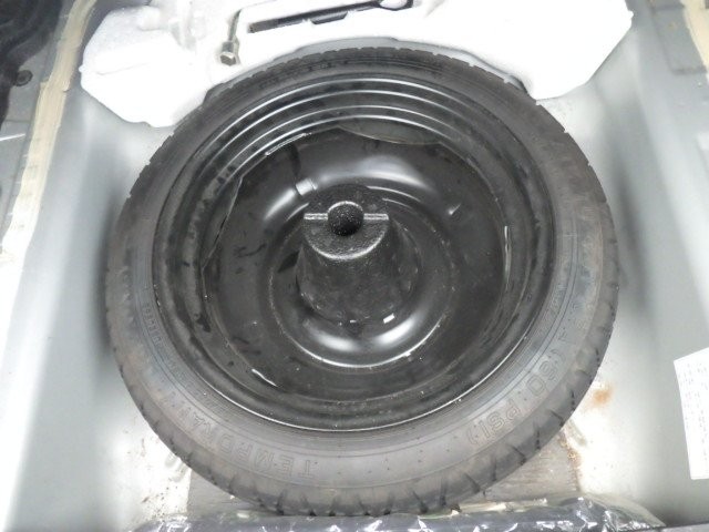 TOYOTA COROLLA AXIO 2017 Image 28