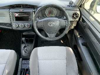 TOYOTA COROLLA AXIO 2017 Image 8