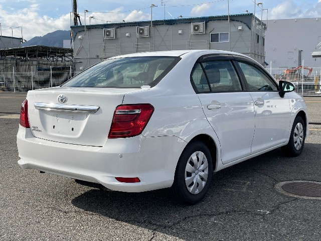 TOYOTA COROLLA AXIO 2017 Image 20