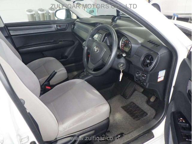 TOYOTA COROLLA AXIO 2017 Image 5