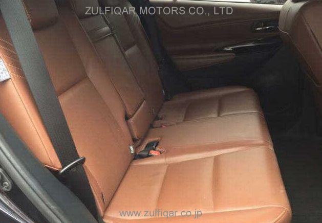 TOYOTA HARRIER 2020 Image 4