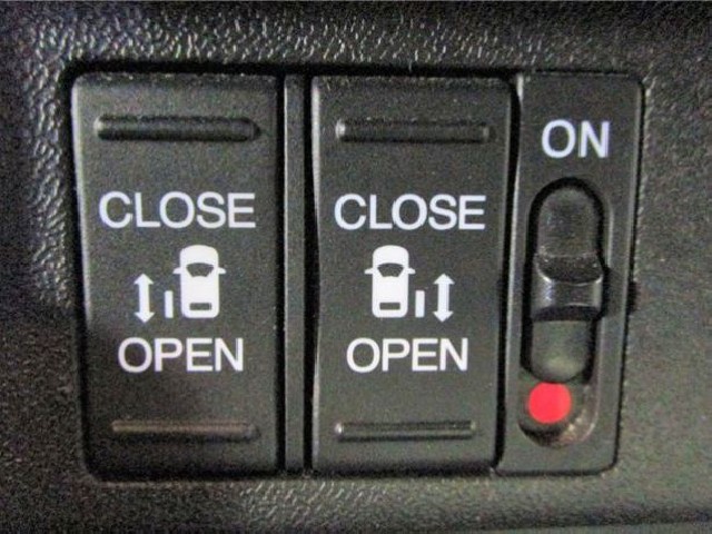 HONDA STEPWGN SPADA 2018 Image 23