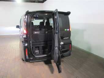 HONDA STEPWGN SPADA 2018 Image 28