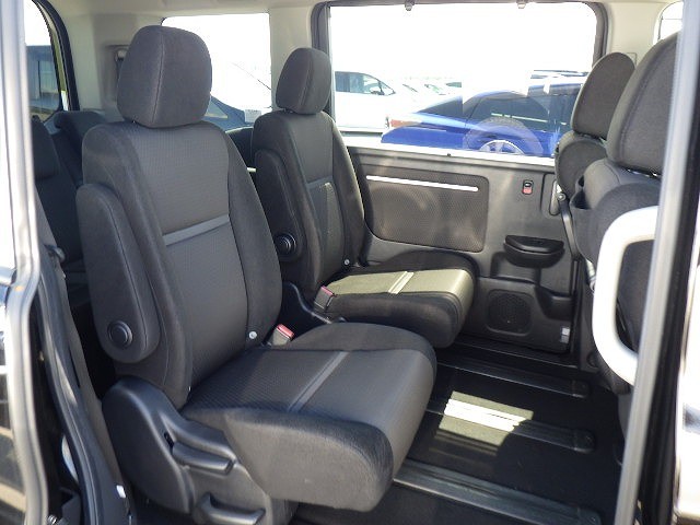 HONDA STEPWGN SPADA 2018 Image 41