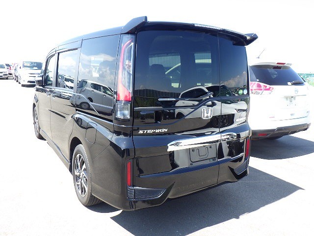 HONDA STEPWGN SPADA 2018 Image 45