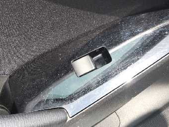 MAZDA AXELA 2017 Image 11