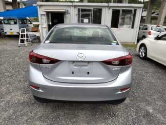 MAZDA AXELA 2017 Image 3