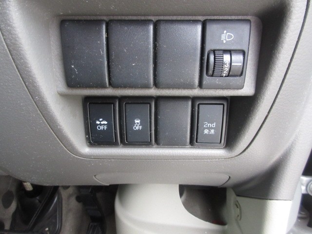 SUZUKI EVERY 2016 Image 21