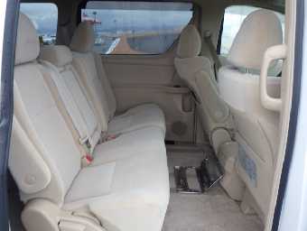 TOYOTA ALPHARD 2013 Image 17