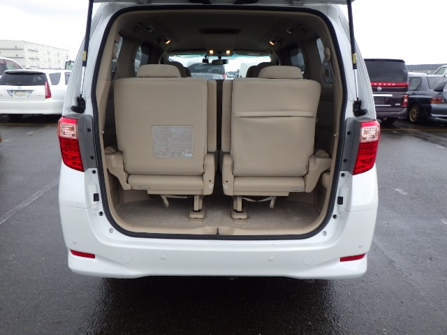 TOYOTA ALPHARD 2013 Image 29