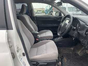 TOYOTA COROLLA AXIO 2017 Image 5