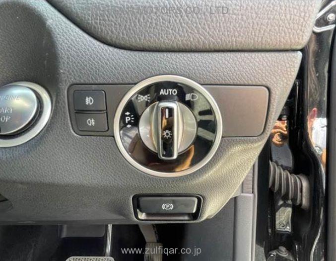 MERCEDES BENZ GLA CLASS 2017 Image 11