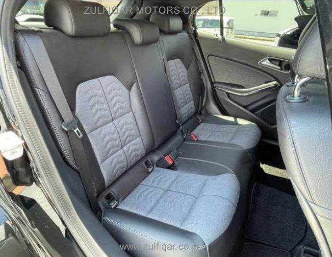 MERCEDES BENZ GLA CLASS 2017 Image 12