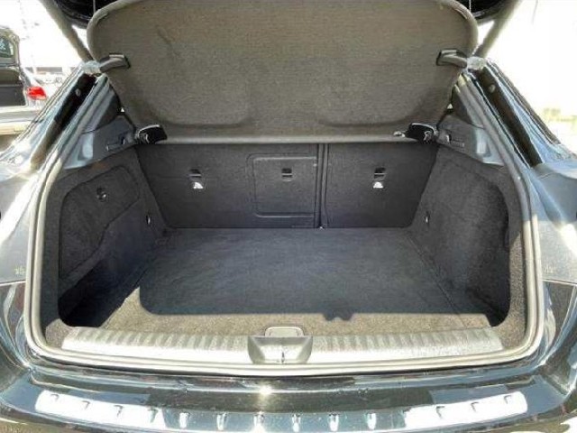 MERCEDES BENZ GLA CLASS 2017 Image 19