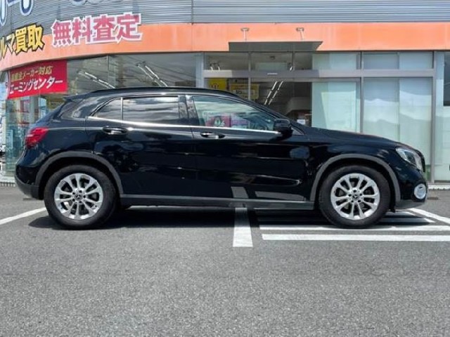 MERCEDES BENZ GLA CLASS 2017 Image 21