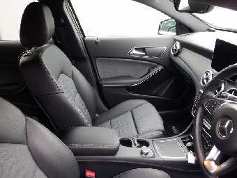 MERCEDES BENZ GLA CLASS 2017 Image 20